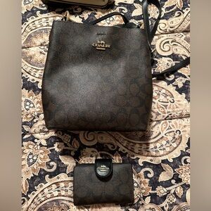 Coach dark brown shoulder bag and matching wallet